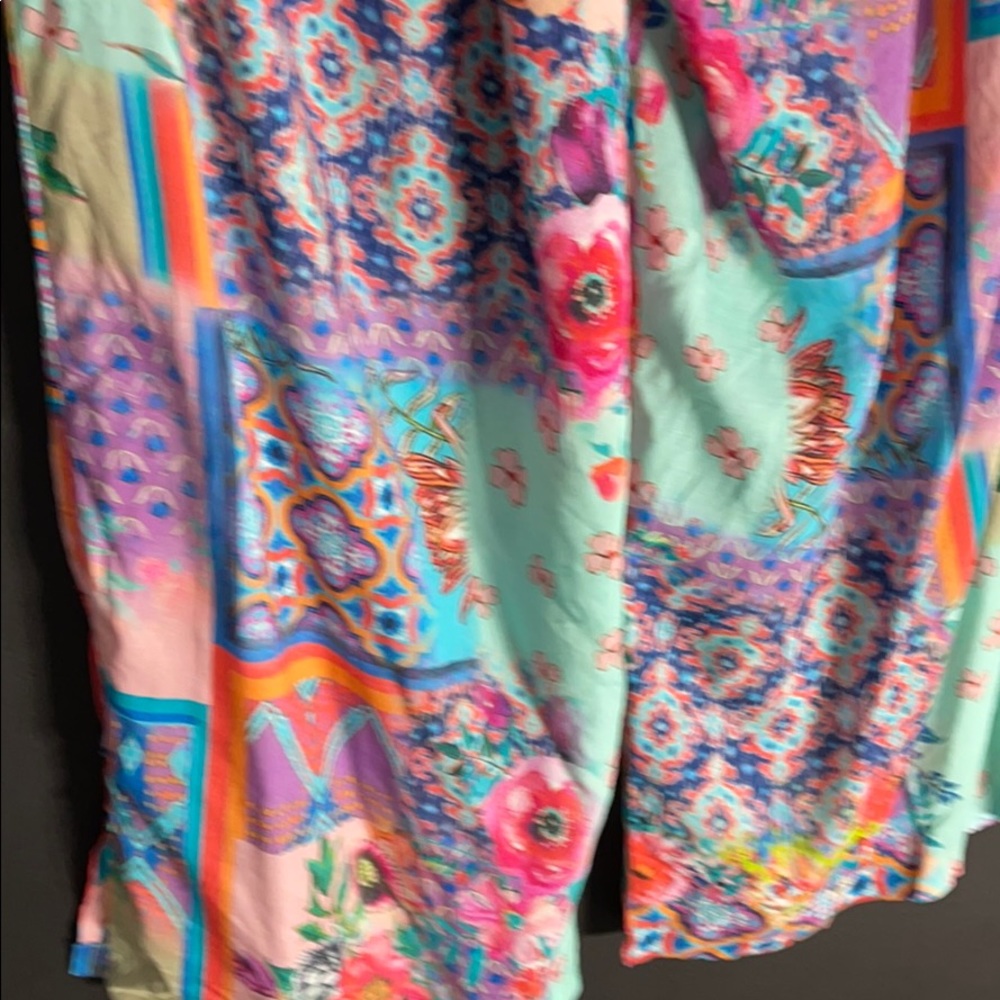 Tolani "scratchbook" garden pants. New with tags from Sundance! - Picture 6 of 7